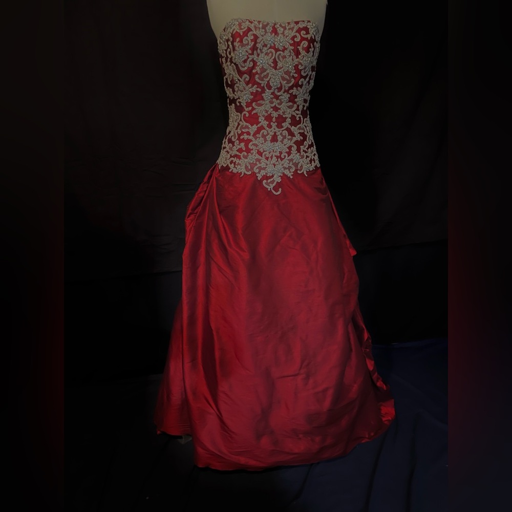 Red Silver Justin Alexander Strapless 8436 Dress 12 Pick Up Skirt Christmas NWOT